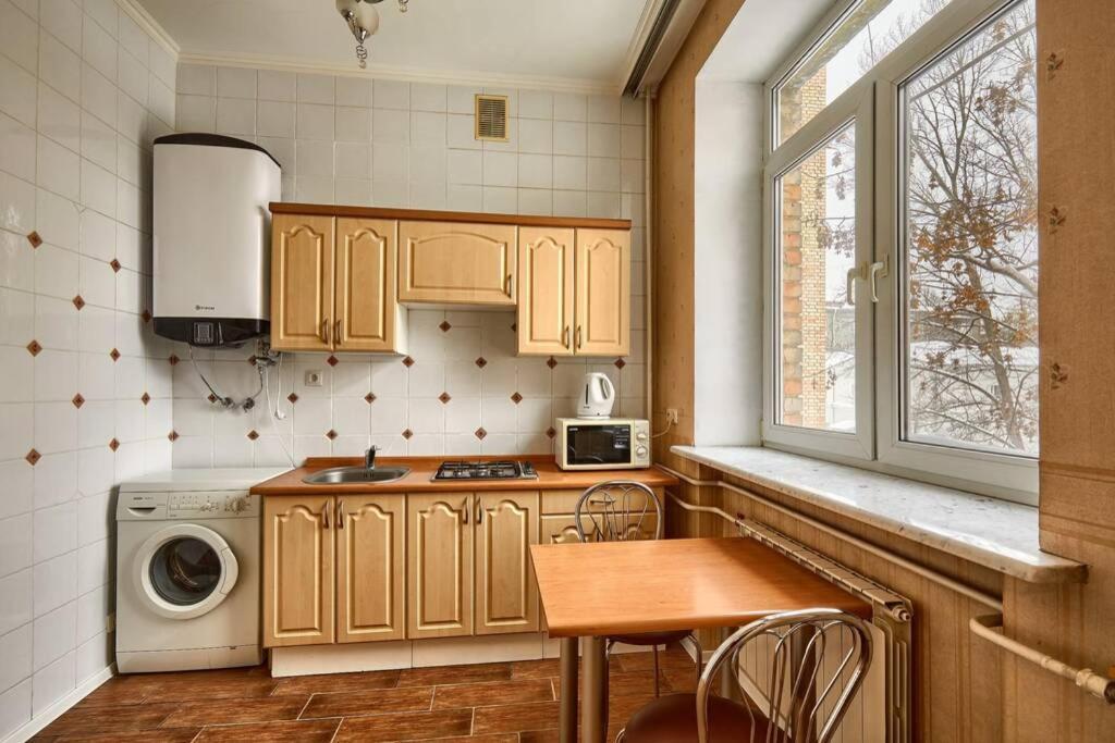 Apartment Near Bessarabsky Square Kyiv Exterior photo