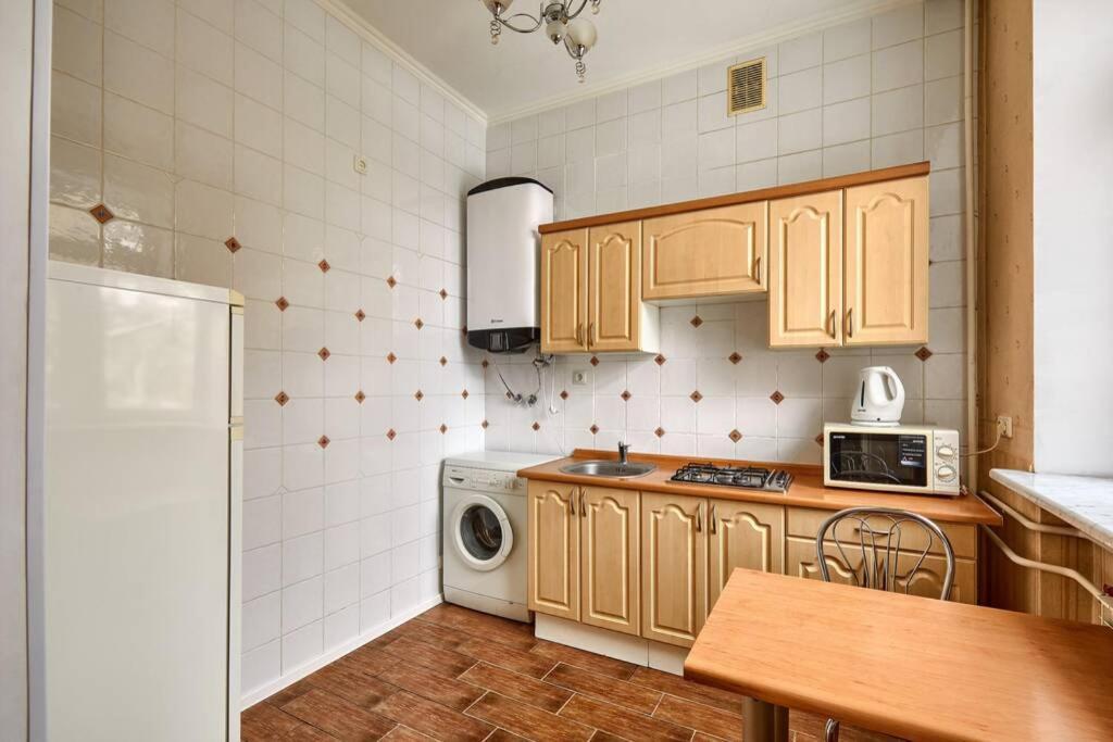 Apartment Near Bessarabsky Square Kyiv Exterior photo